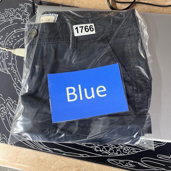 Abercrombie & Fitch Stretch Navy Shorts Womens 0/25 Shortie Cute Preppy 1766 - Picture 7 of 7